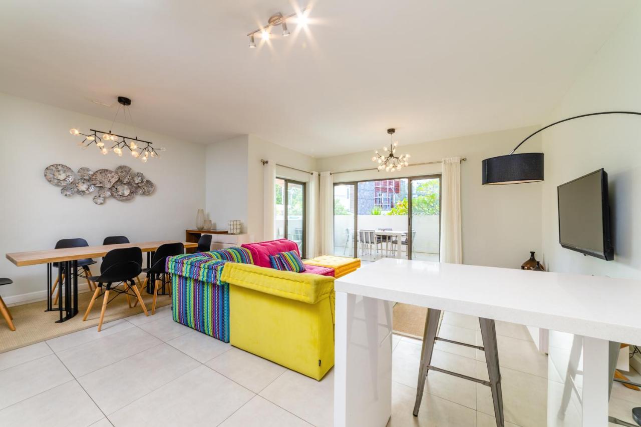 Beachcove Apt No 1 Pereybere Beach ภายนอก รูปภาพ