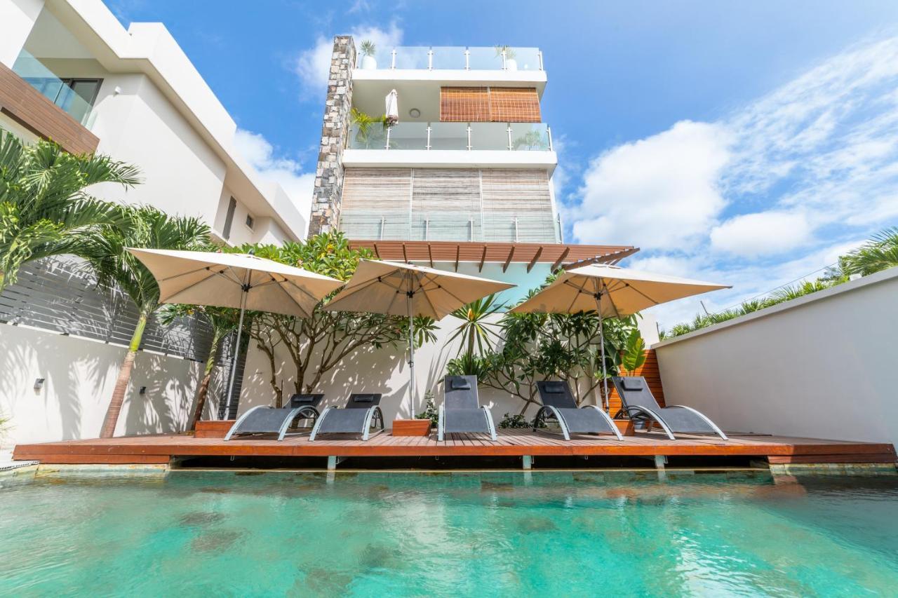 Beachcove Apt No 1 Pereybere Beach ภายนอก รูปภาพ