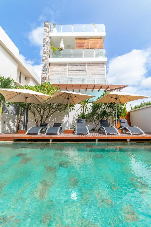 Beachcove Apt No 1 Pereybere Beach ภายนอก รูปภาพ