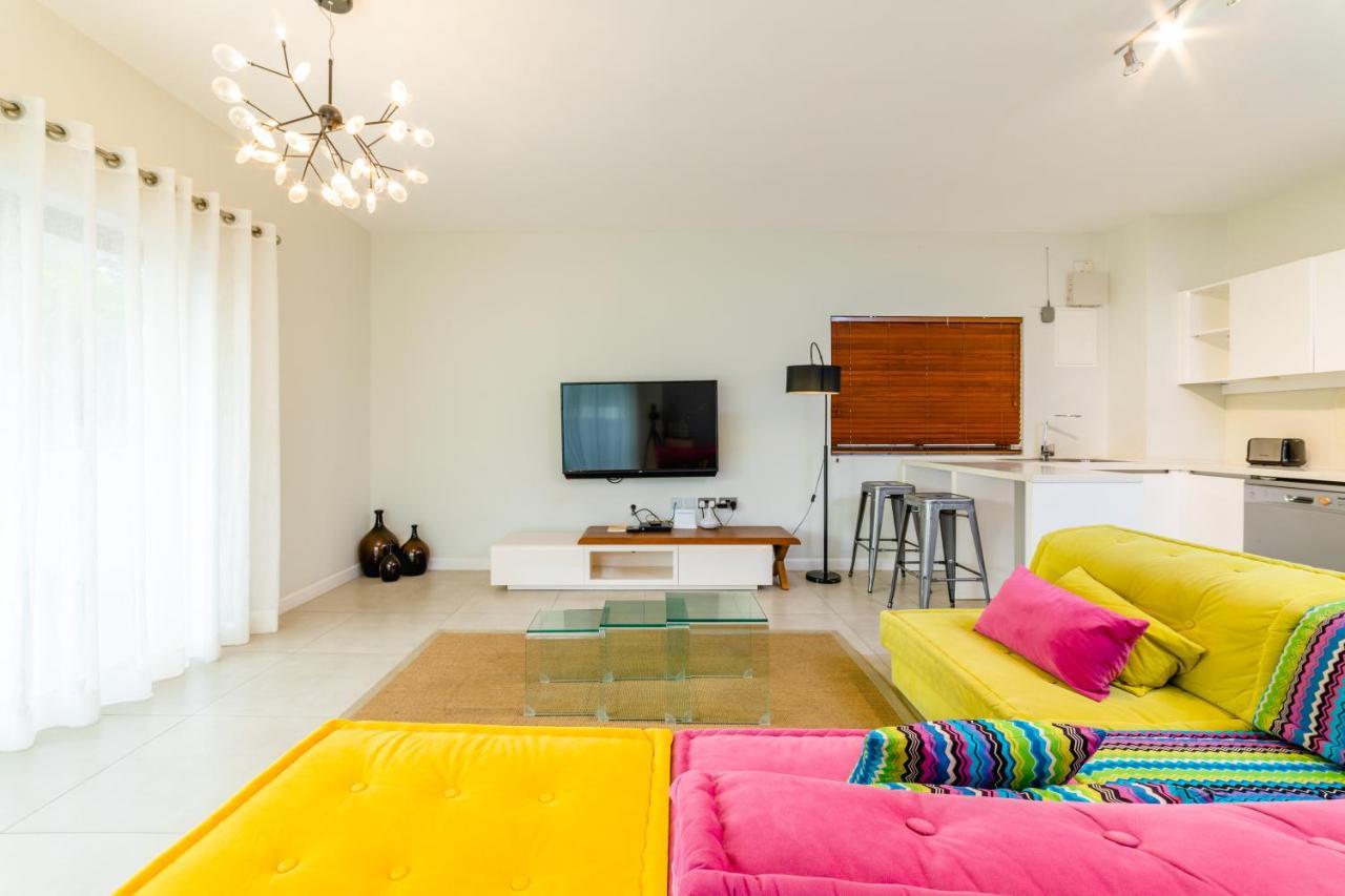 Beachcove Apt No 1 Pereybere Beach ภายนอก รูปภาพ
