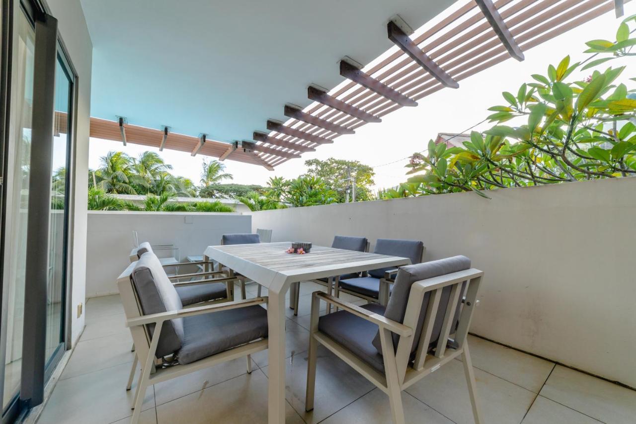 Beachcove Apt No 1 Pereybere Beach ภายนอก รูปภาพ